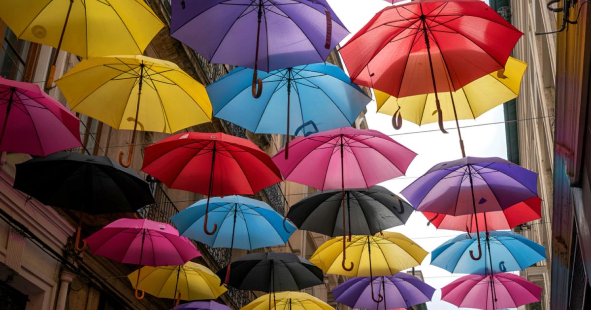 Umbrella Alley